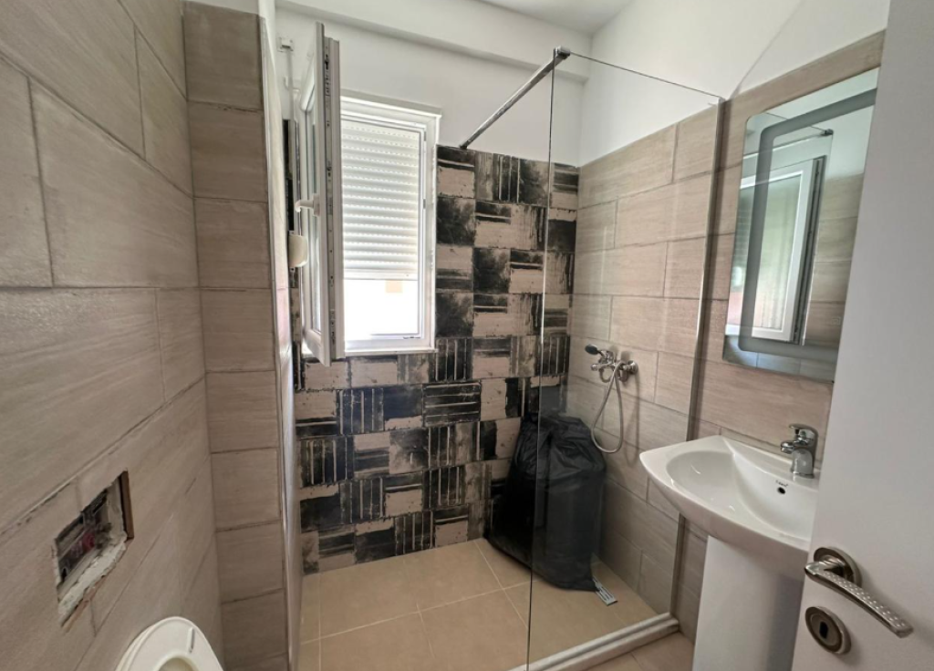 🏡 Apartment 1+1 for Rent – Selitë (near Selitë Mosque) 