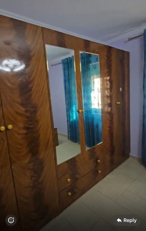 2+1,i mobiluar te shkolla mihal grameno,rruge e elbasanit,600 euro