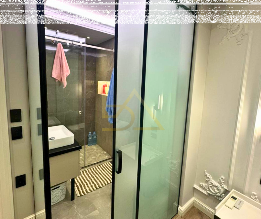 Shitet Papafingo – Rruga Mitat Hoxha, Sarandë