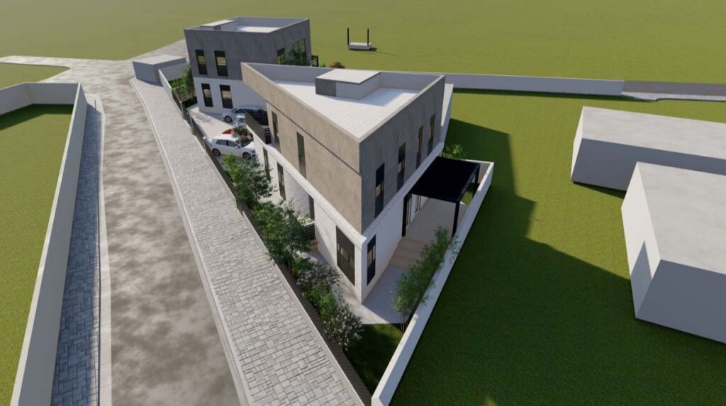 🌊 FOR SALE: Villa in Durrës 📍 600 m from the Sea, behind Hotel Adriatik 128.4 m² building &amp; 250.5 m² land 🏝 4 Bedrooms &amp; 3 Bathrooms (Brand New – Ultra Modern) 💰 €198,000