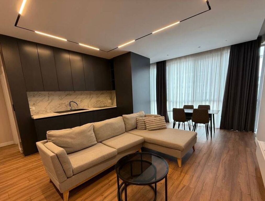 AFFITTASI APPARTAMENTO 3+1+2+POSTO AUTO, EX MERCATO ELETTRICO!