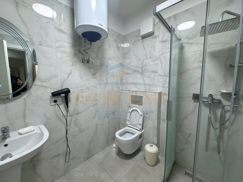 Shitet, Apartament 2+1+2+Post parkimi, Ali Demi