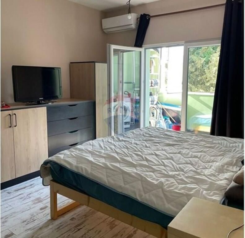 Apartament - Për Qira - Qyteti Studenti, Tiranë