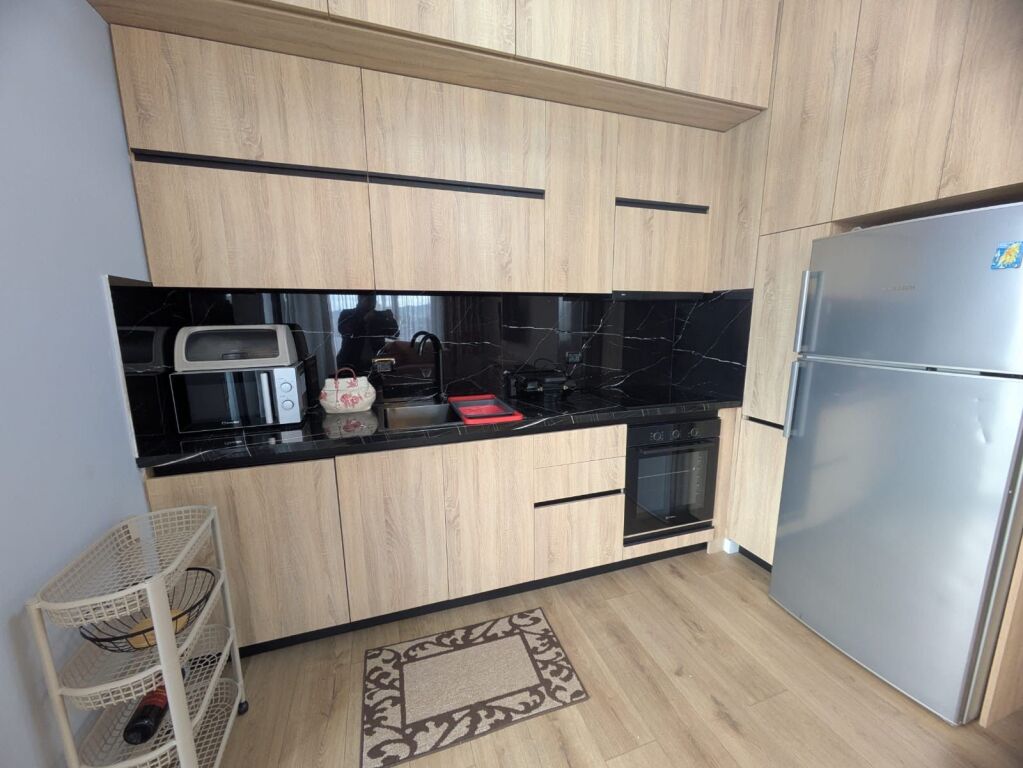 SHITET Apartament 1+1 tek Porcelani | Pranë Klan TV