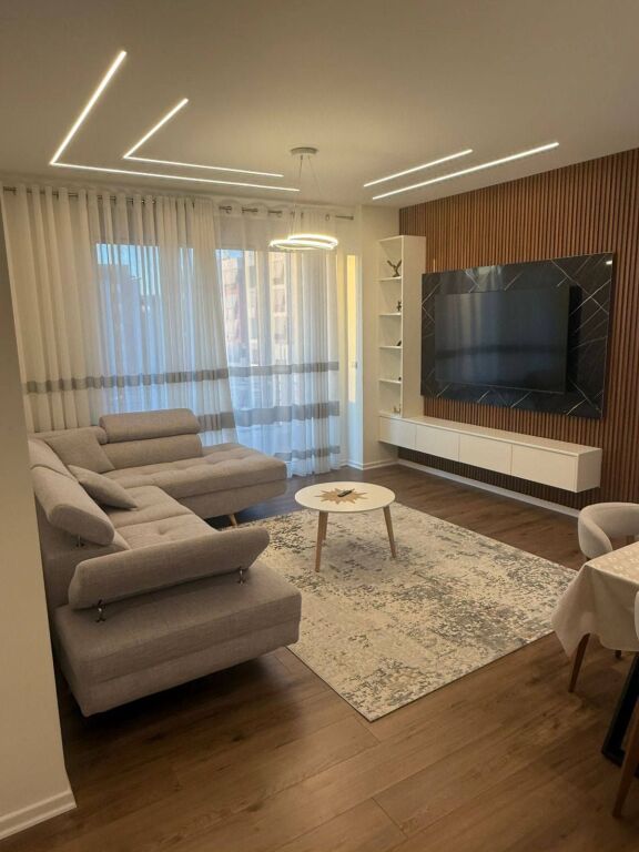 ✨ Jeto me Stil te Kompleksi "Larti Shpk"  Apartament Me Qira 2+1 ✅️Me Garazh