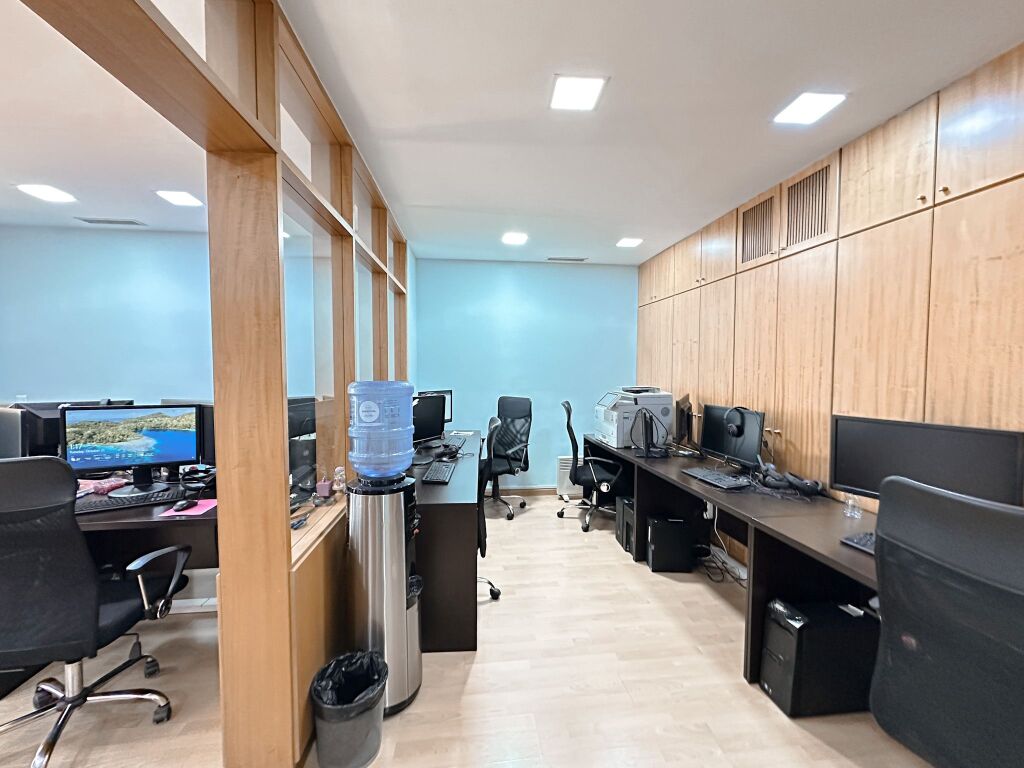 Ambjent me qira ne qender