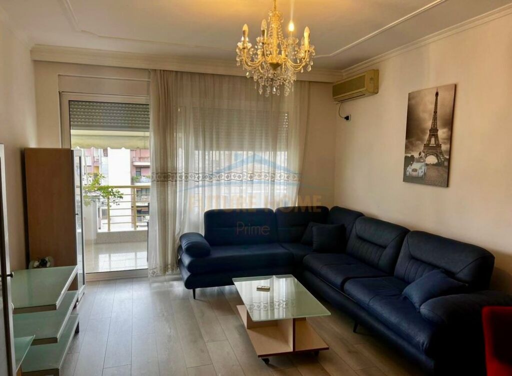 Affitto, Appartamento 2+1 , Bllok , Tirana