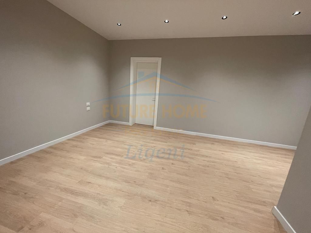 Qera, Vile 3-Kateshe, Green Valley , Liqeni i Thate , Tirane