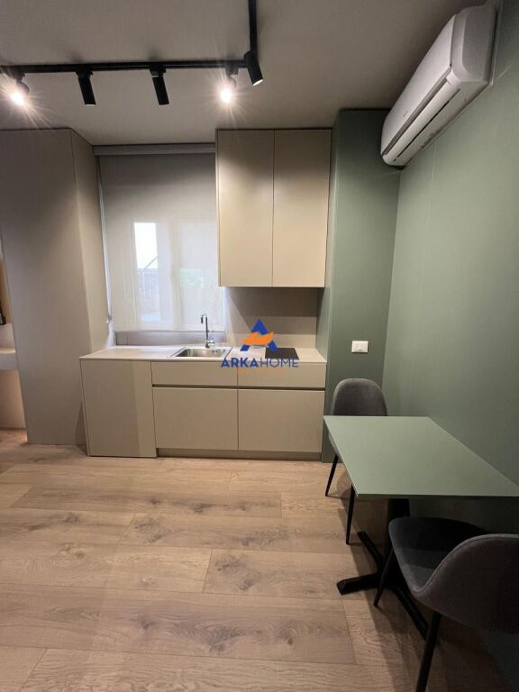 VENDESI 3 STUDI PREMIUM "AL COMPLESSO USLUGA" 289.000 EURO