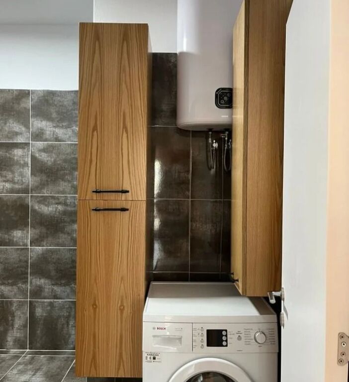 Qera | Apartament 1 + 1 | Rruga Myslym Shyri | 800 €/muaj