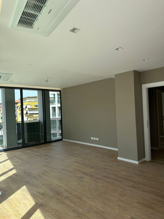 Office space for rent in the "Lake View" complex