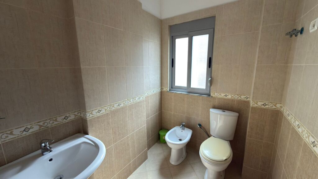 ASTIR APARTAMENT 2+1+2 PER QERA!