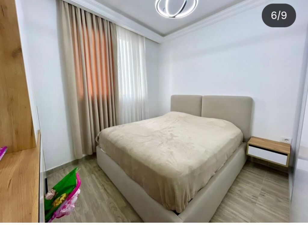 Shitet 1 +1 te Tirana Garden Park