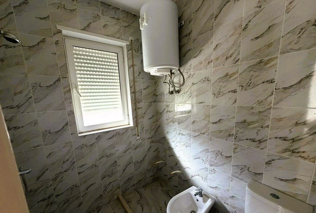 2+1 APARTMENT FOR SALE NEAR THE BOTANICAL GARDEN