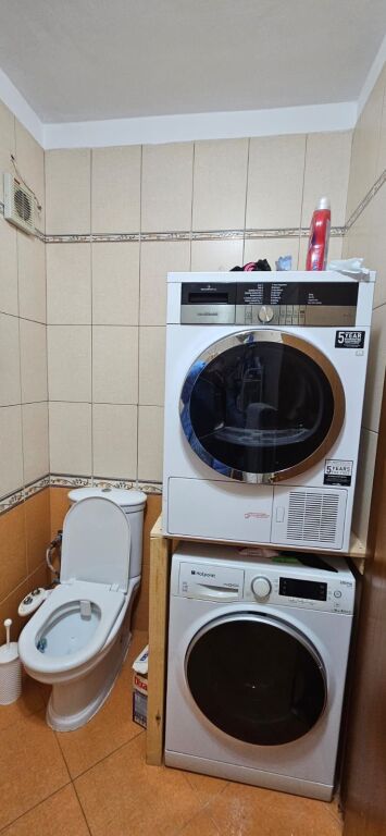 Shitet Apartament 1+1+depo+verande tek Shkolla Mihal Grameno