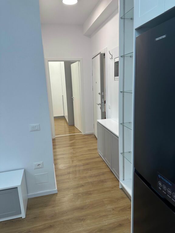 In affitto Appartamento 1+1, Ali Dem di fronte a Mandalemi presso la Residenza Kadiu 450 mila lek