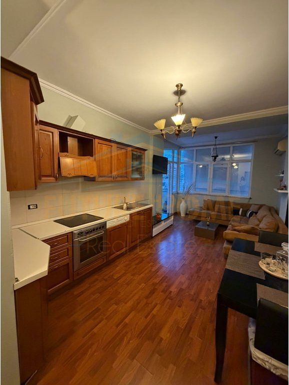 VENDESI APPARTAMENTO 2+1 A BLLOK