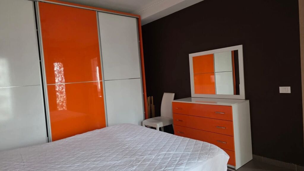 Jepet Me Qera Apartament 2+1+1 Ballkon