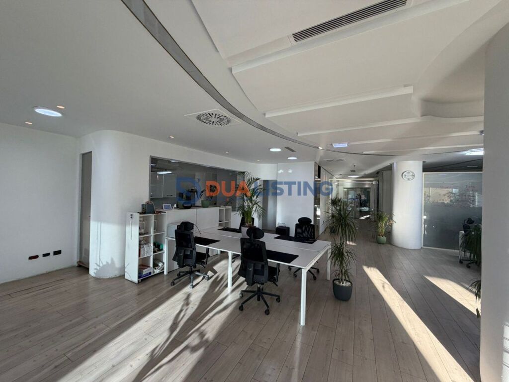 Office space for rent 📍Air Albania