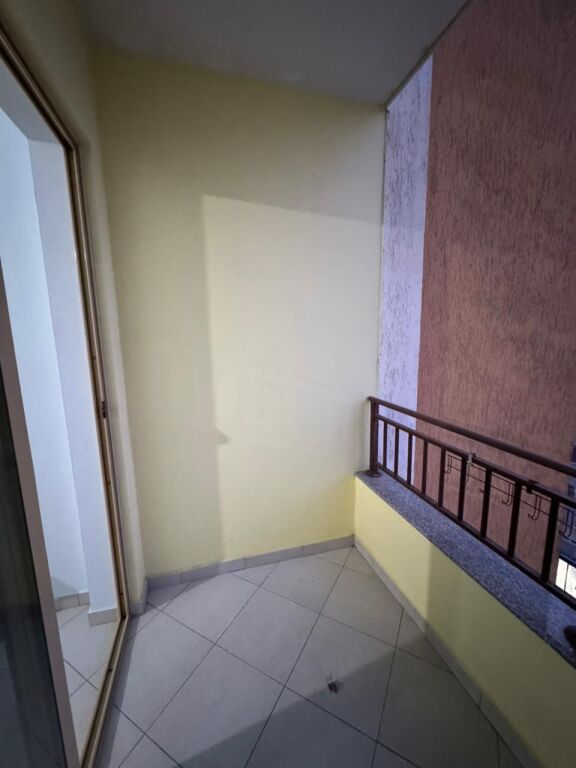 Apartament me Qira ne Zonen e Astirit 2+1+ 2 ballkone !