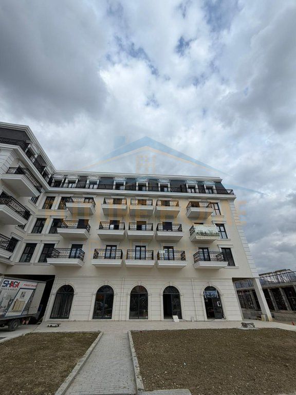 In vendita, Appartamento 2+1+2, Sauk, Porta Nuova di Tirana, Tirana.