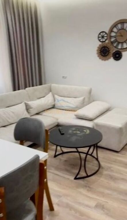 Qera, Apartament 2+1, Rruga Bogdanëve, Tiranë