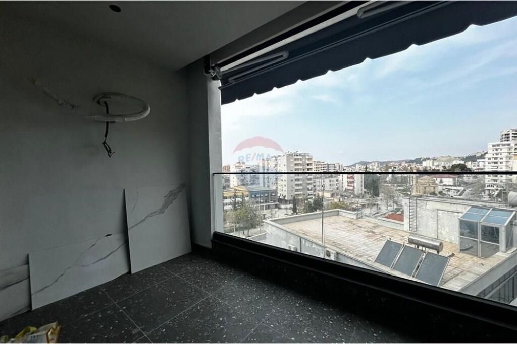 🏡 Apartament Modern me Qira – Gjimnazi Ali Demi, Vlorë