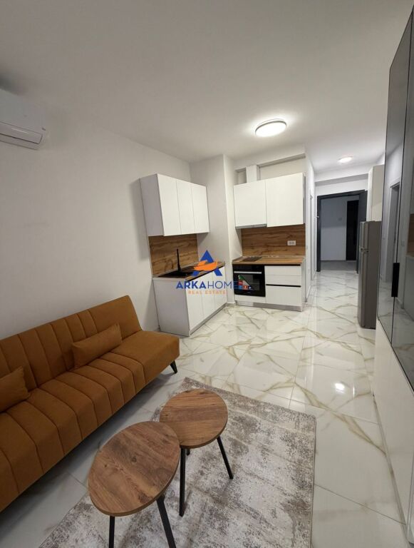 JEPET ME QERA APARTAMENT "TEK AURA,LAPRAKE" 420 EURO