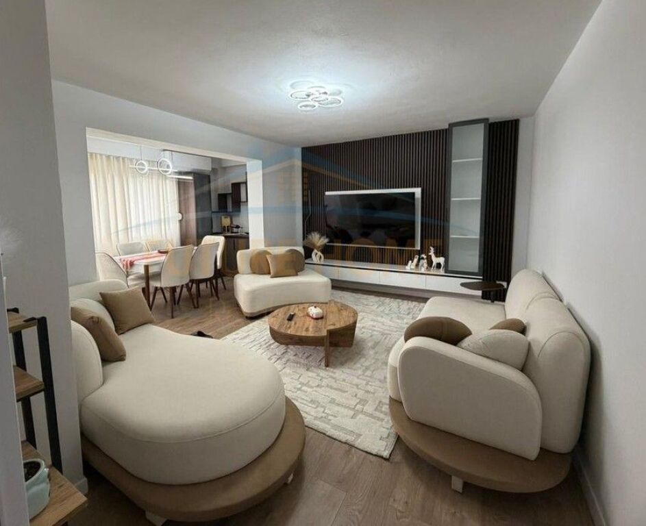 Qera, Apartament 2+1, 21 Dhjetori, Tiranë