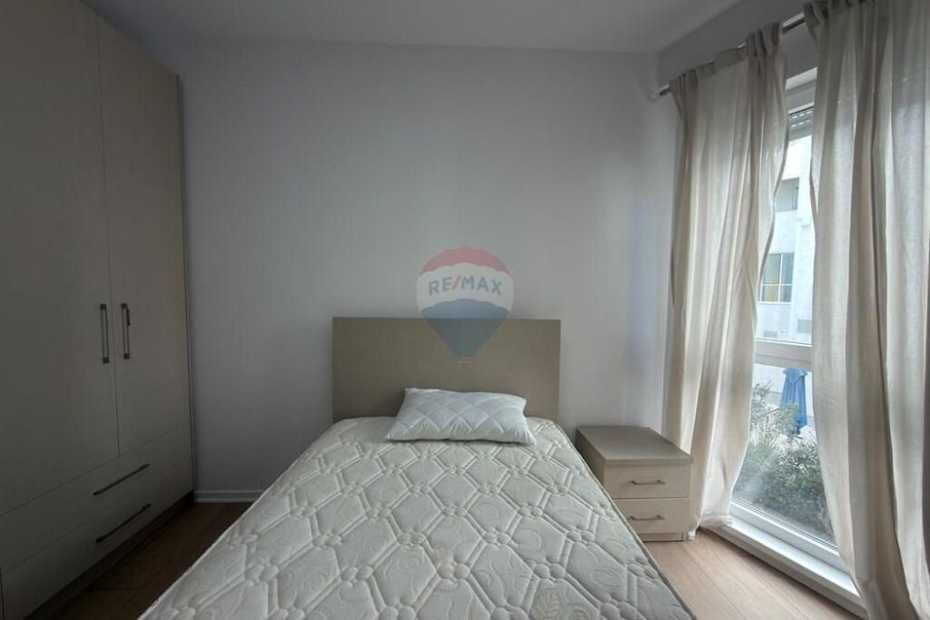Apartament / Për Shitje / Kompleksi Kontakt, Tiranë