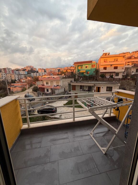 Apartament Me Qera 2+1 Tek Kompleksi Tom Doshi Tirane.