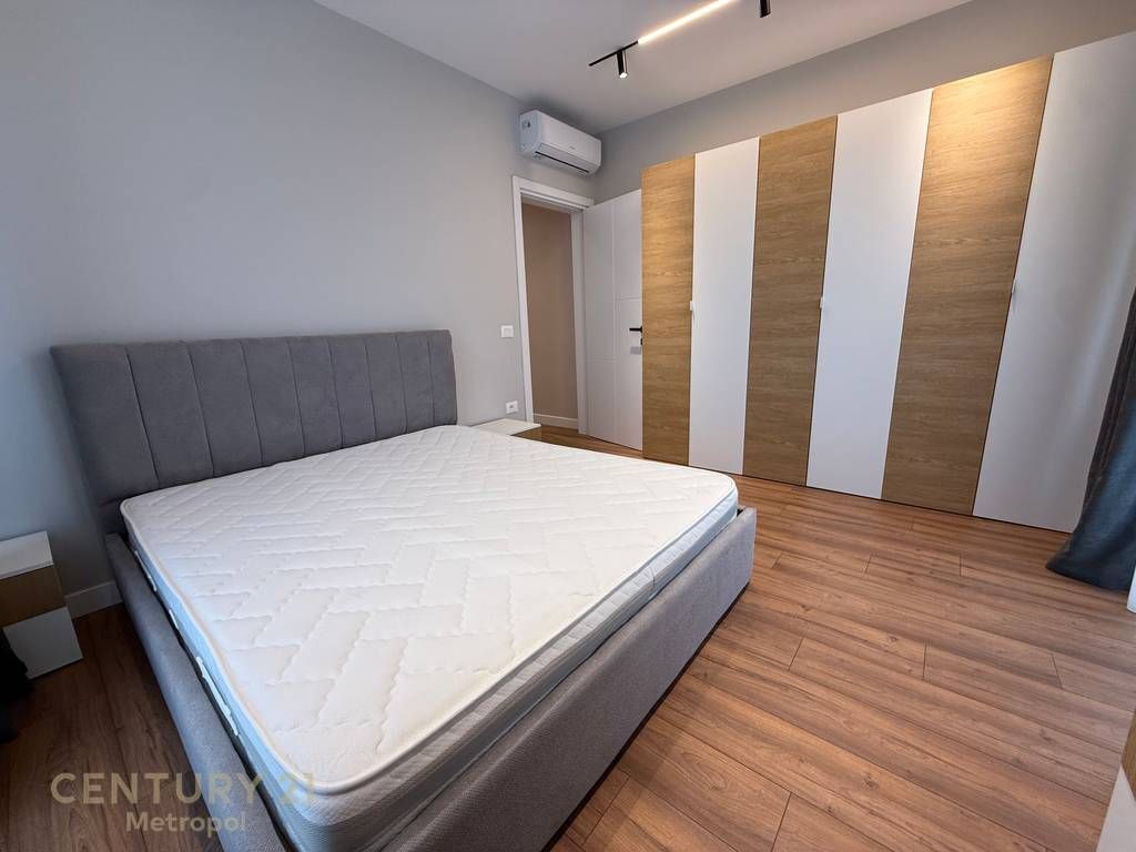 AFFITTASI APPARTAMENTO 3+1+2+POSTO AUTO, EX MERCATO ELETTRICO!