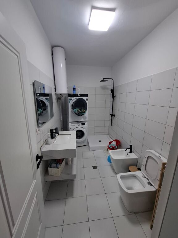 Jepet me qera apartament 2+1 lagja 17 ne durres