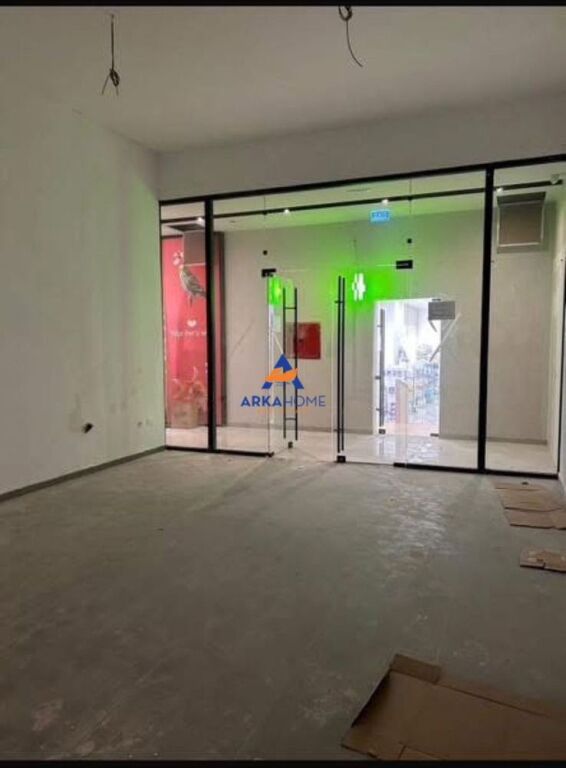 OCCASION – BUSINESS PREMISES FOR SALE 62M2 "RRUGA E KAVAJËS – TIRANA GARDEN BUILDING" 270,000 EURO