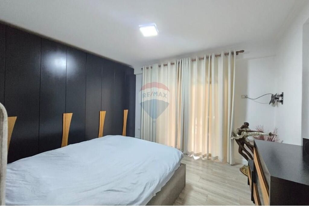 Apartament per qira, 3+1, Selvia