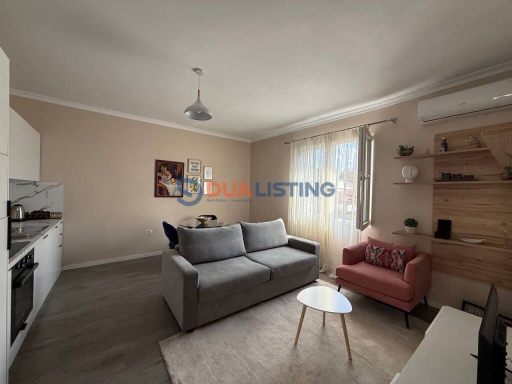 Japim me qira apartament 1+1 te Garda ne zonen e Bllokut