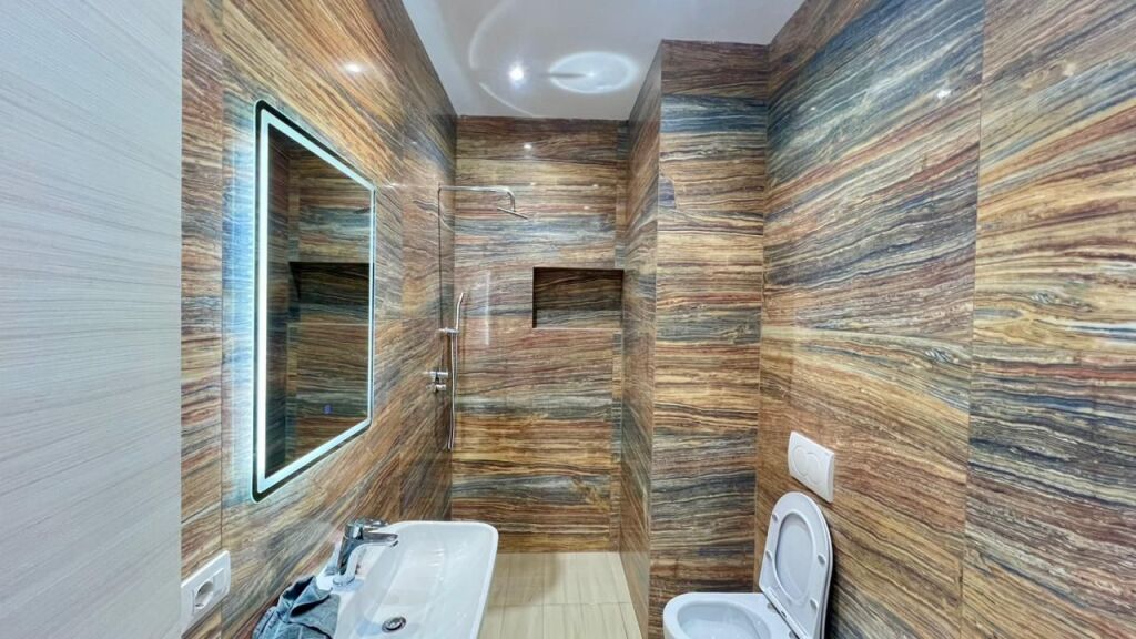 Hera e Pare me Qera✨️: 1+1📍Bulevardi i Ri (Prane Spak) - 65,000 Lek/Muaj - S.65m² | 100% e Re &amp; e Pabanuar me Pare⚜️