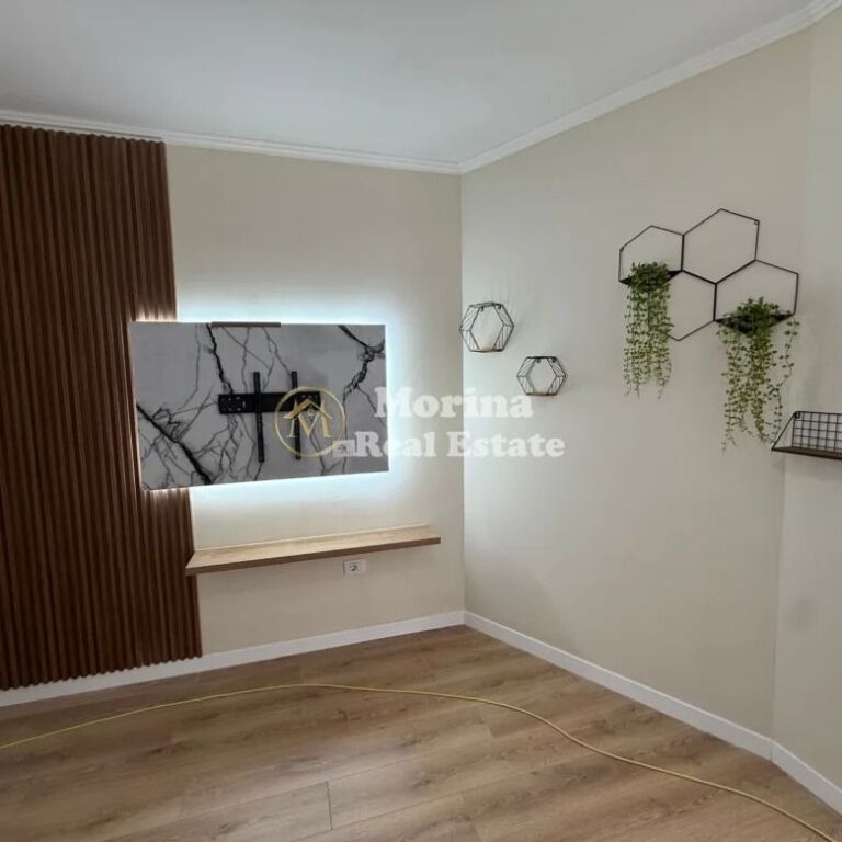 Rent | Apartment 1 + 1 | Casa Italia | 400 €/month