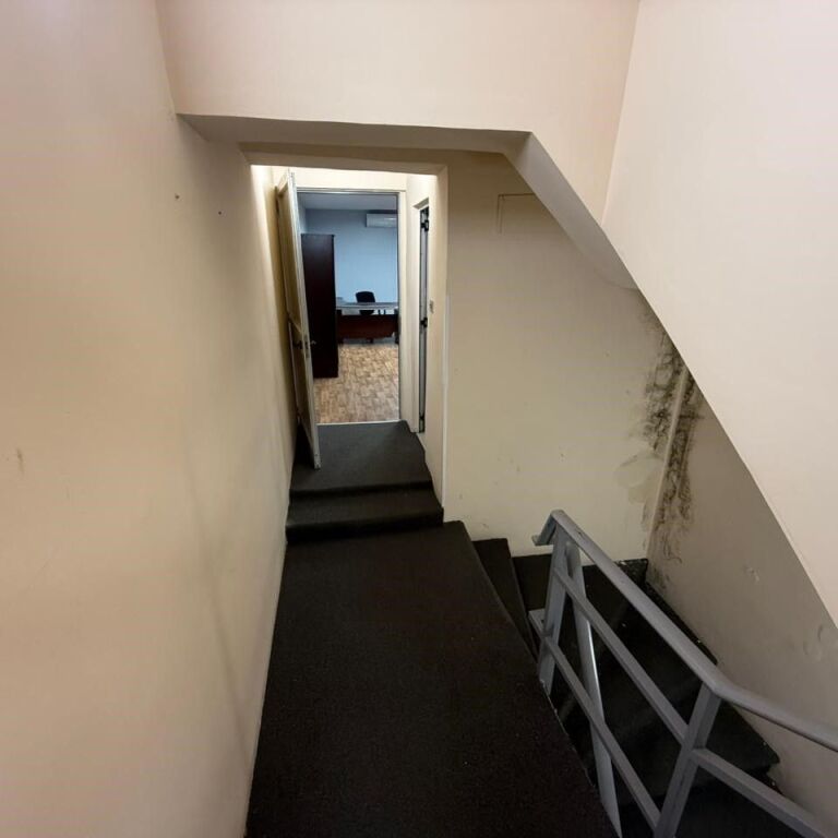 AMBIENT BIZNESI ME QIRA, 124M2, EMIN DURAKU/ISH-BLLOKU, 2200 euro/muaj