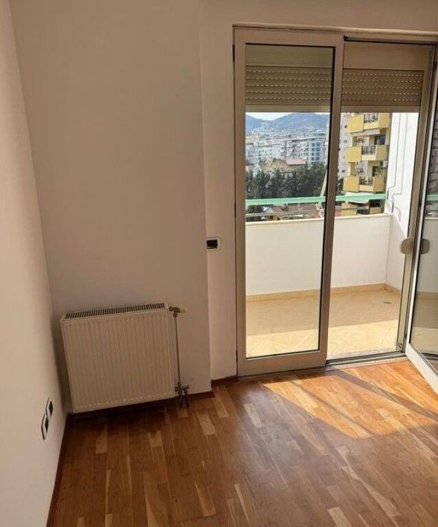 OFFICE FOR RENT ON KOSOVAREVE STREET, DINAMO COMPLEX