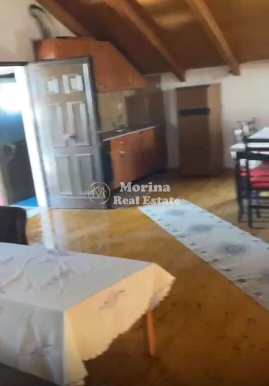 Affitto | Casa privata 2 + 1 | Ex Piazza Shqiponja | 350 €/mese