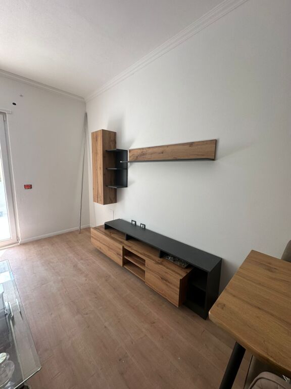 APARTAMENT ME QERA 1+1