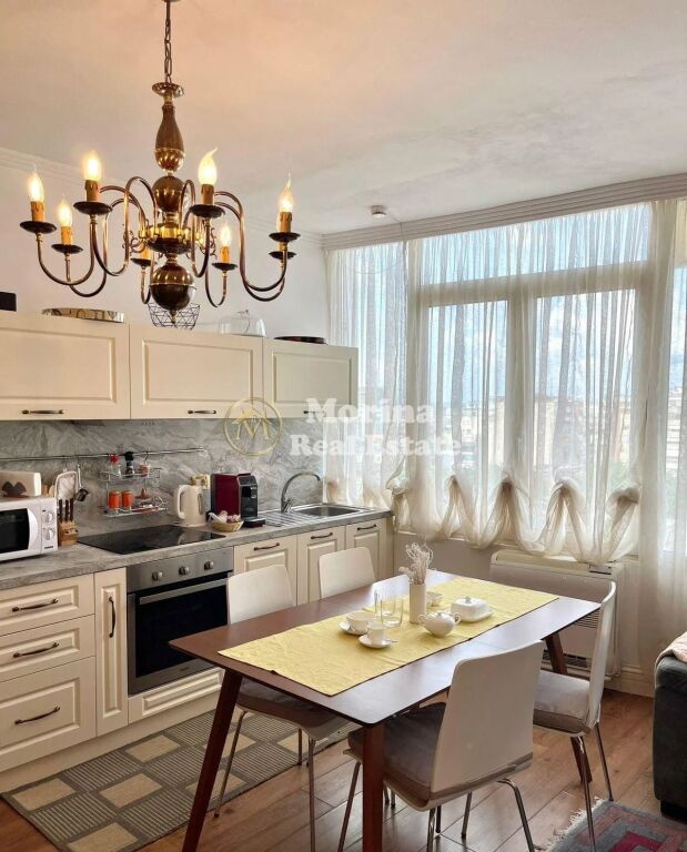 Affitto | Appartamento 1 + 1 | Centro | 700 €/mese