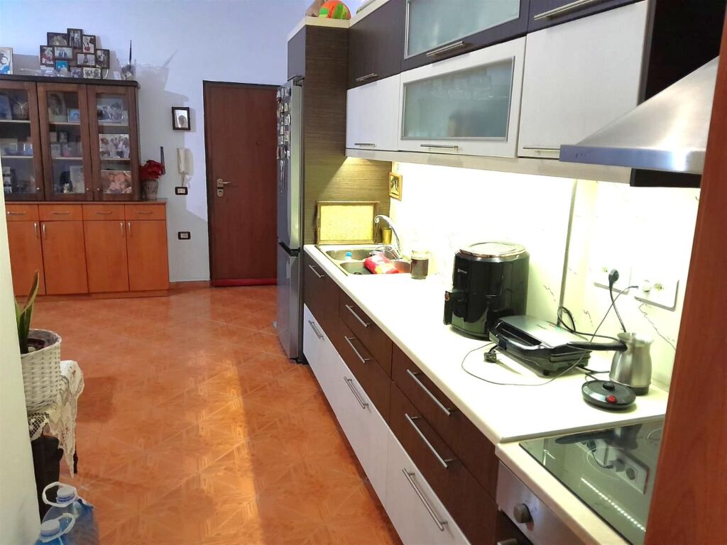 Apartament ne shitje 3+1+2 Himare