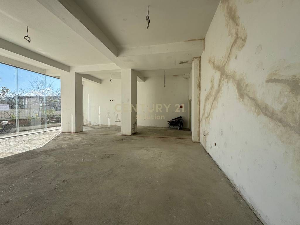 NJESI BIZNESI PER SHITJE NE YZBERISH