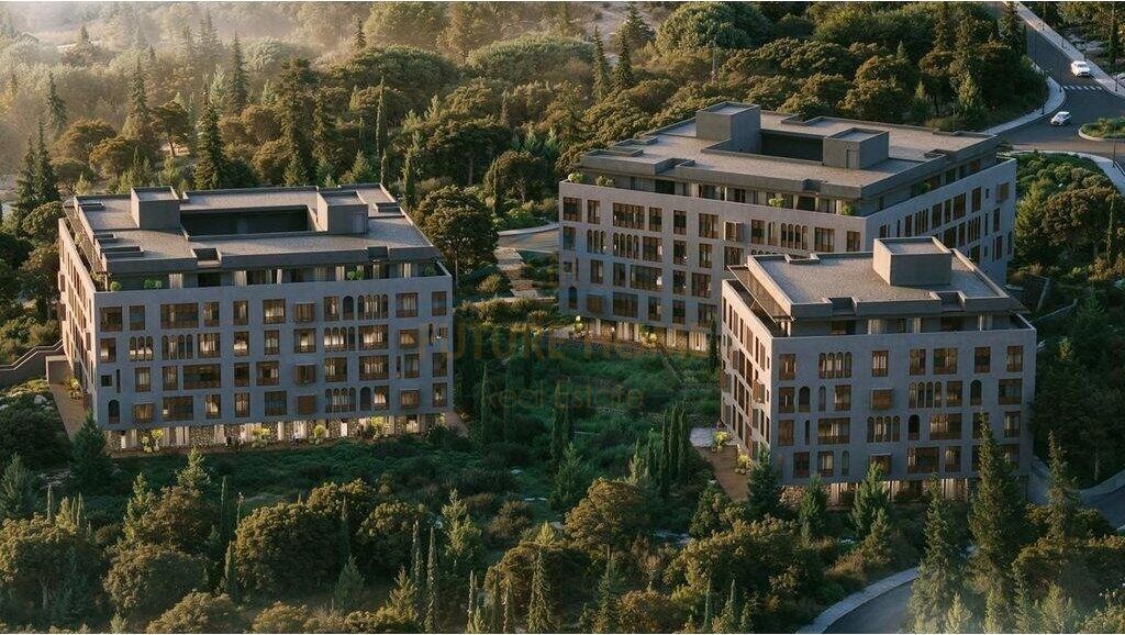 Shitet, Apartament 3+1+3, Morina City, Dhërmi