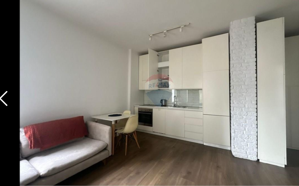 Apartament per qera 1+1 tek Komuna e Parisit