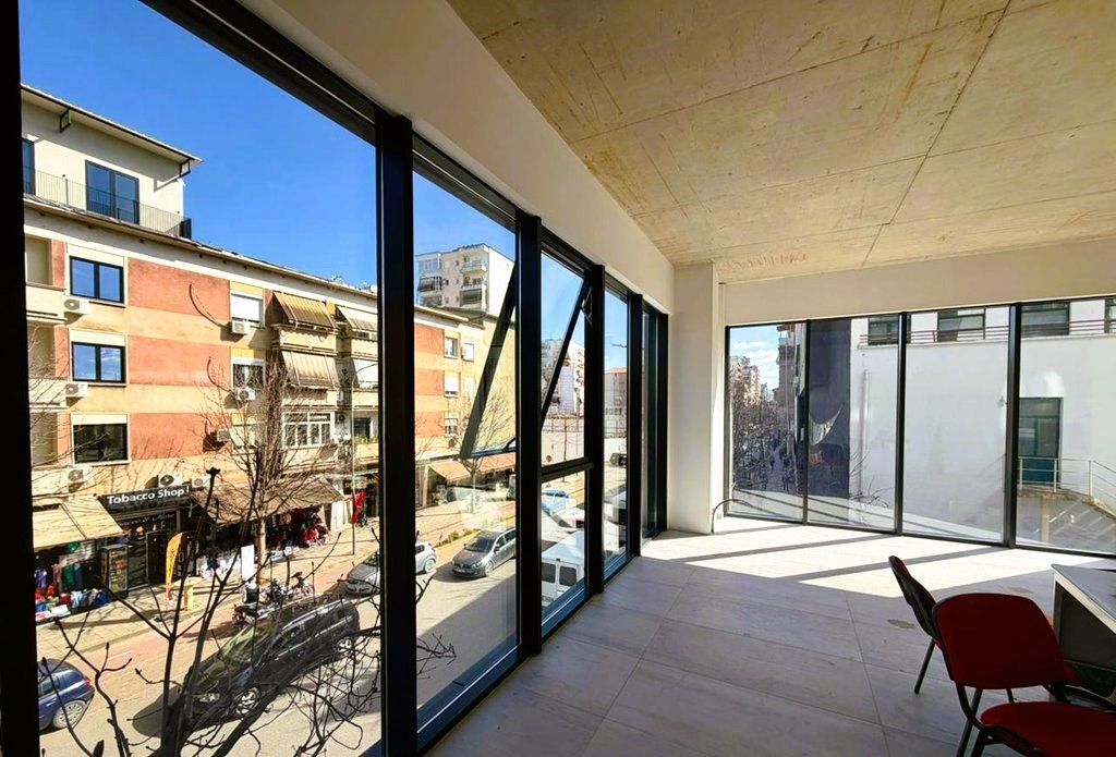 SPACE 250 METERS OPEN SPACE NEXT TO BARRIKADAVE STREET FOR RENT!