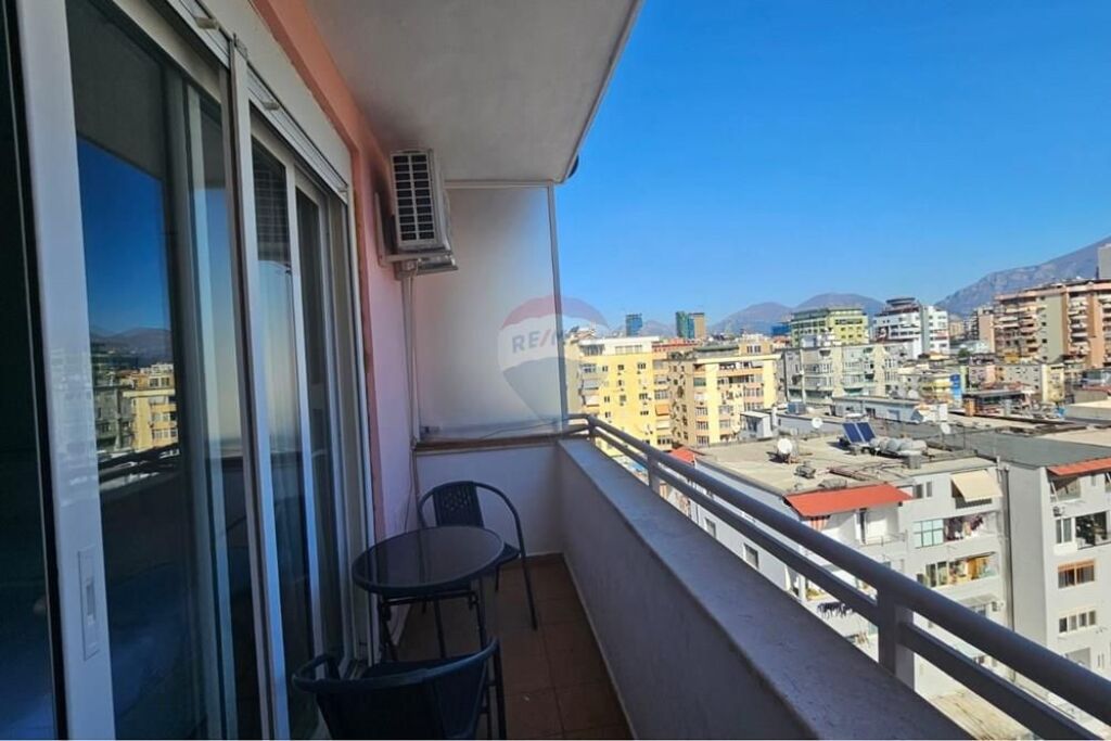 Studio apartment for rent at Wilson Square!