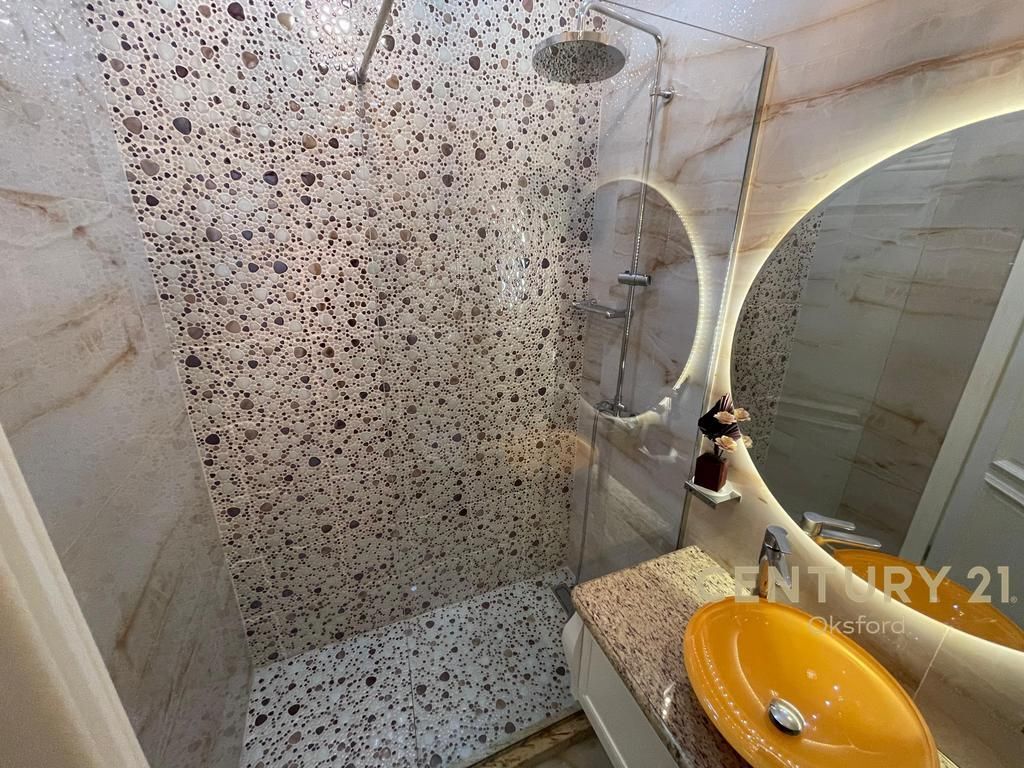 JEPET ME QERA APARTAMENT 3+1+2 TEK KODRA E DIELLIT